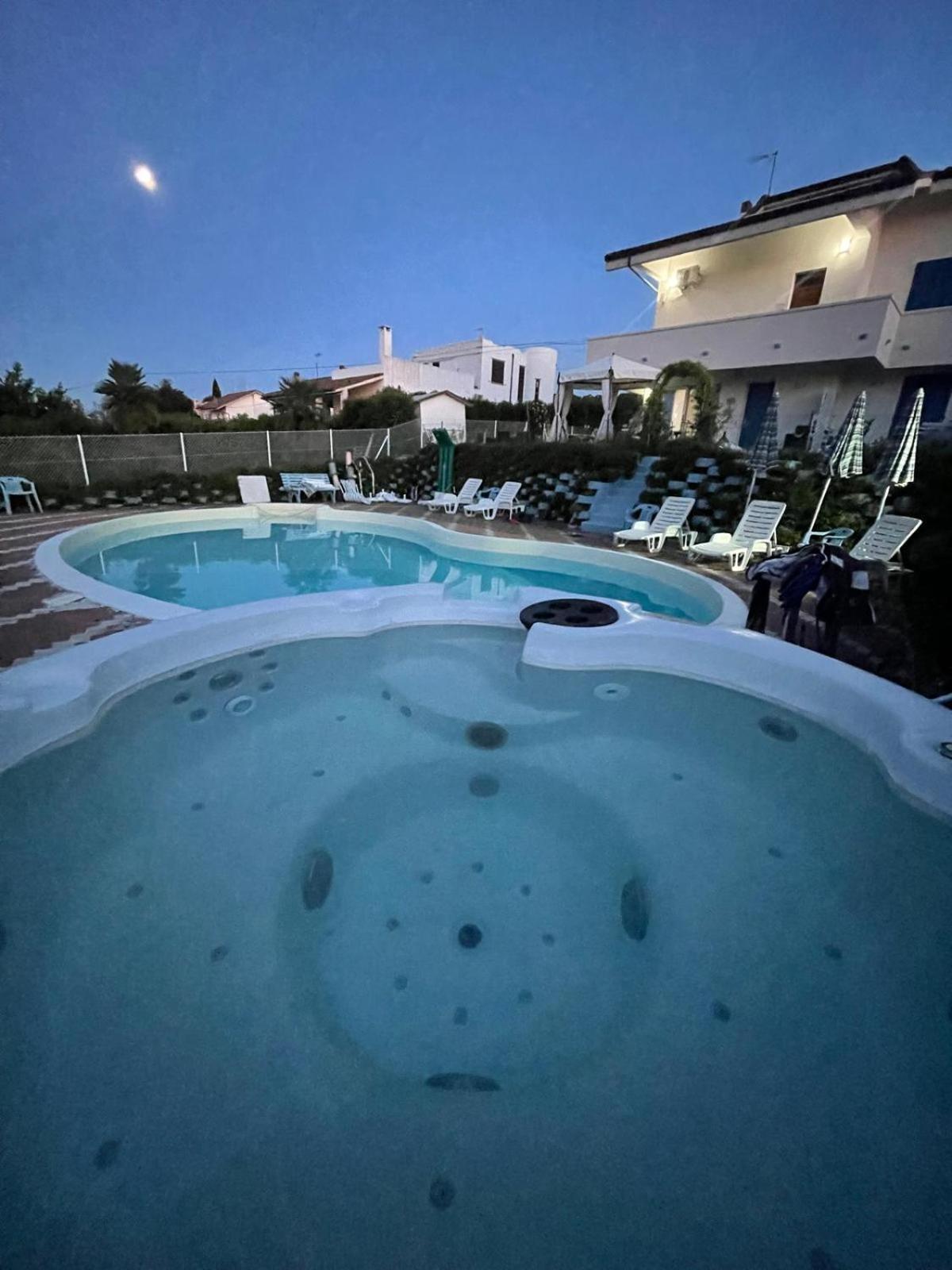 B&B Villa Alma San Costanzo Esterno foto